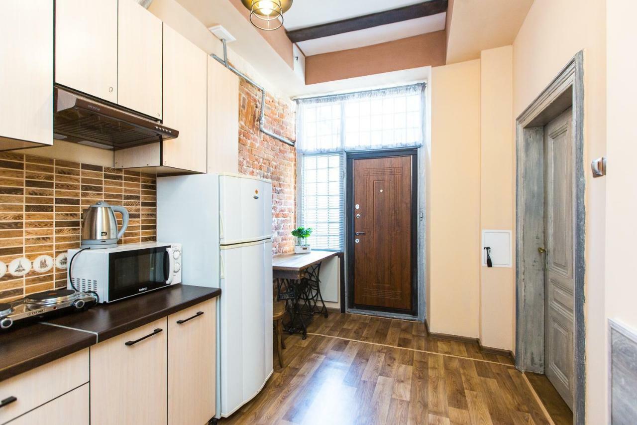 Apartment On Tuhan-Baranovskoho,4 リヴィウ エクステリア 写真